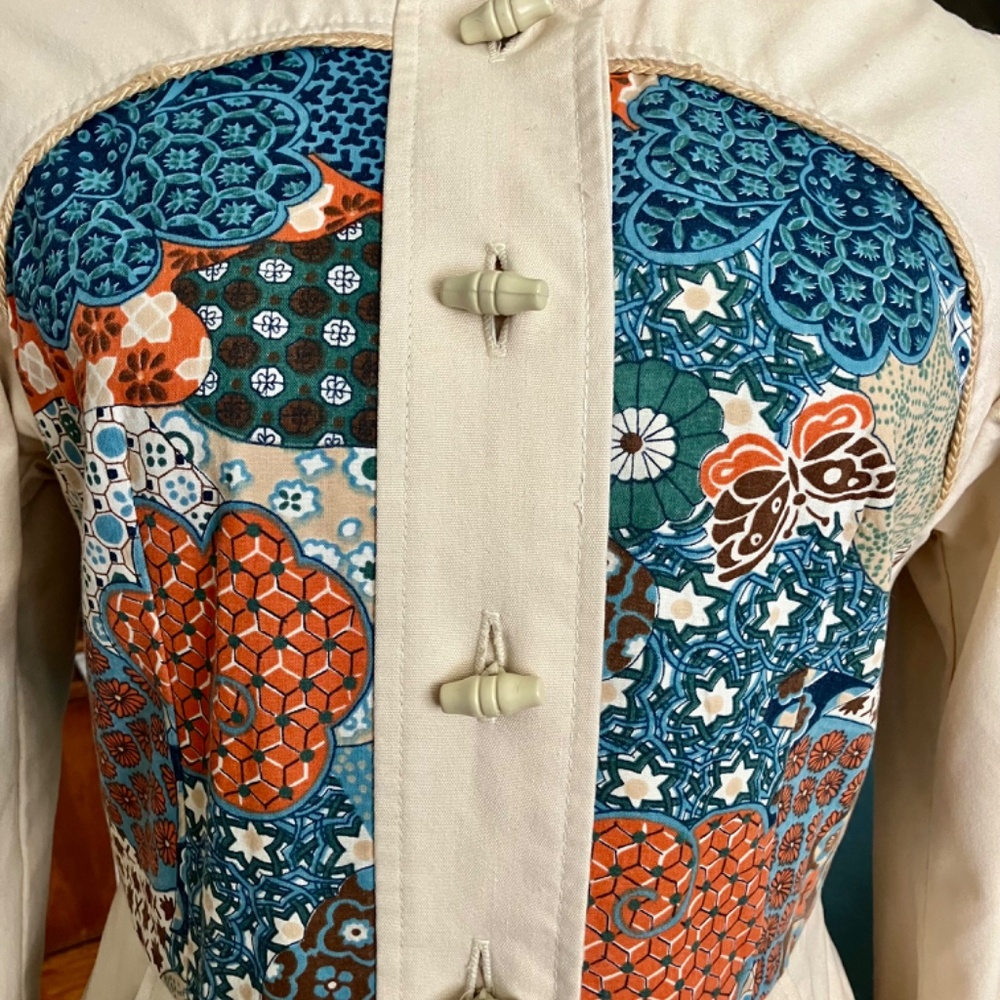 Vintage 70s Japanese Floral Patchwork Ivory Hooded Cotton Canvas Coat S/M - Picture 2 of 10